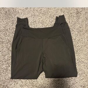 olive green High-Waisted Leggings